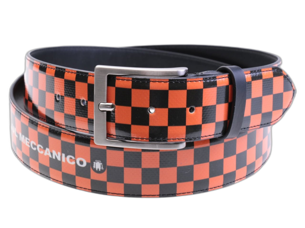 CINTURA DA UOMO DI COLORE NERO E ARANCIONE CON FANTASIA A SCACCHI REALIZZATA CON TELONI DI CAMION.