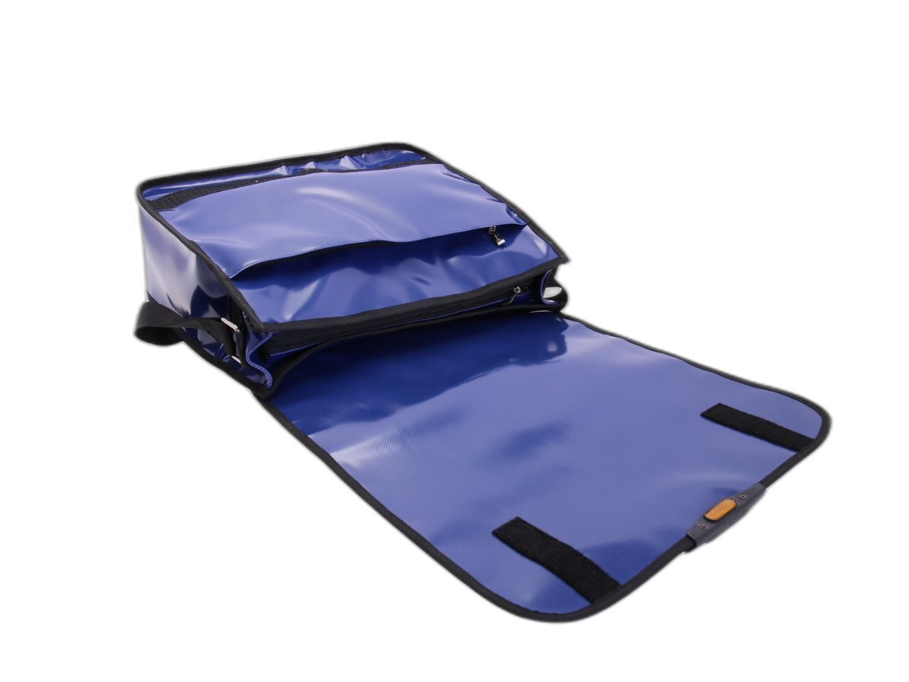BLUE MESSENGER BAG. MODEL SPOT MADE OF LORRY TARPAULIN.